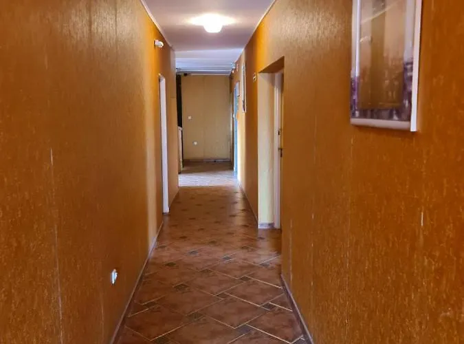 Osrodek Wczasowy Ewa Semesteranläggning (resort)